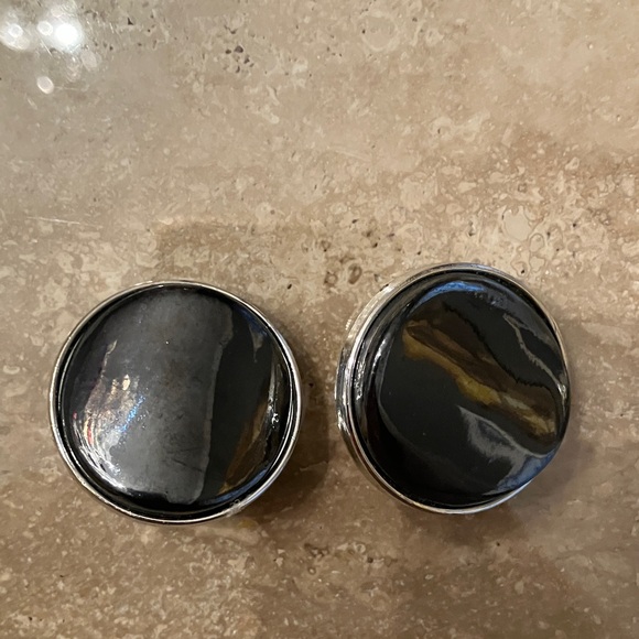 Jewelry - SOLD
Black and Silver Round Earrings